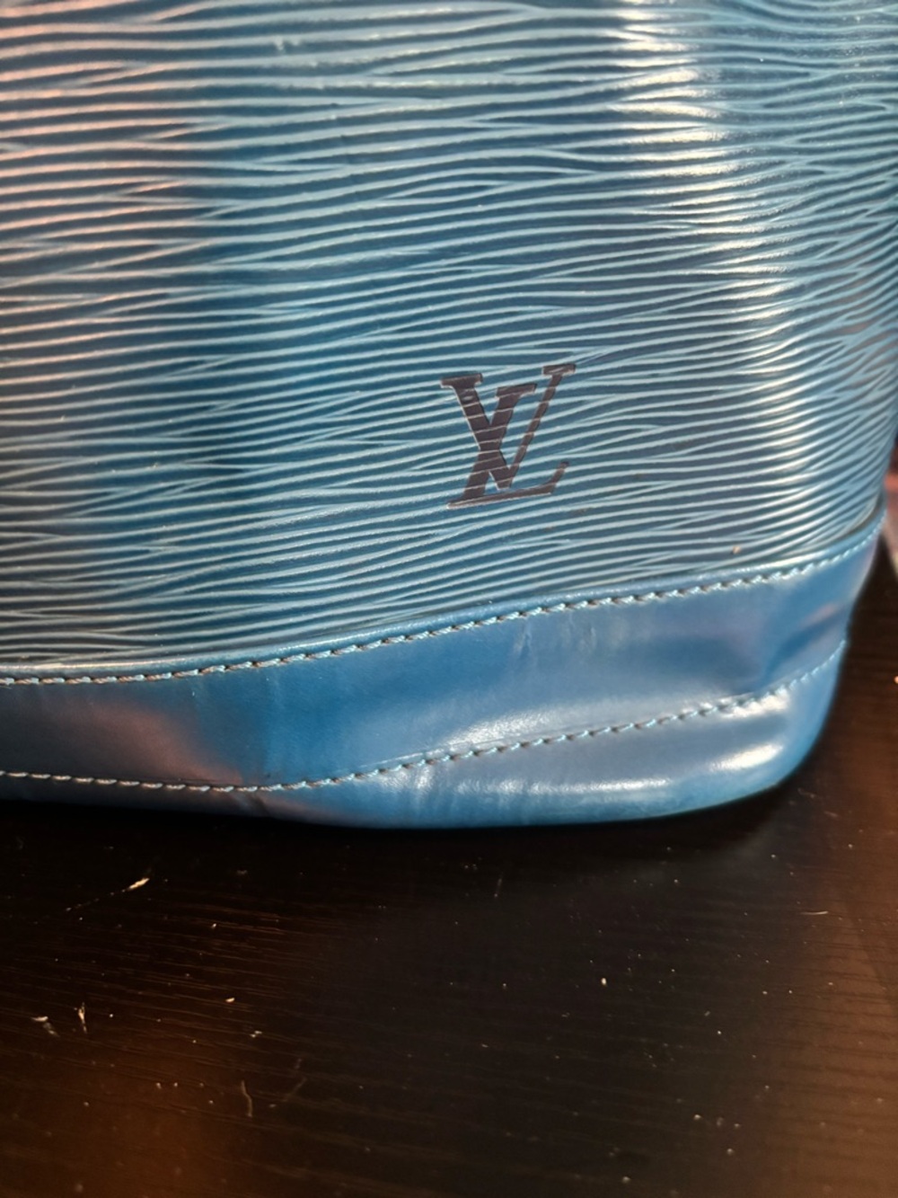 Louis Vuitton Toledo Blue Epi Leather Noé – Pristine Vintage Condition - Picture 2 of 11